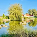 L Eden Aux Hirondelles & 4*