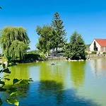 L Eden Aux Hirondelles & 4* Samer