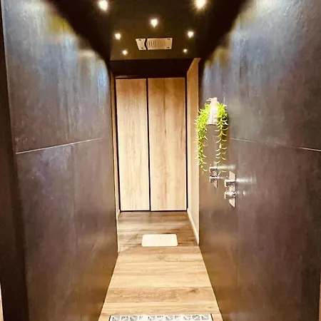 Eden Aux Hirondelles Gasthuis 4*